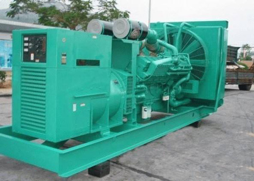 信宜75kw康明斯柴油发电车出租_COPY_COPY